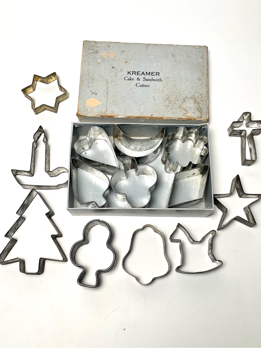 Vintage Kreamer Tin Cookie Cutter Set in Box + 8 Bonus Antique Cookie Cutters